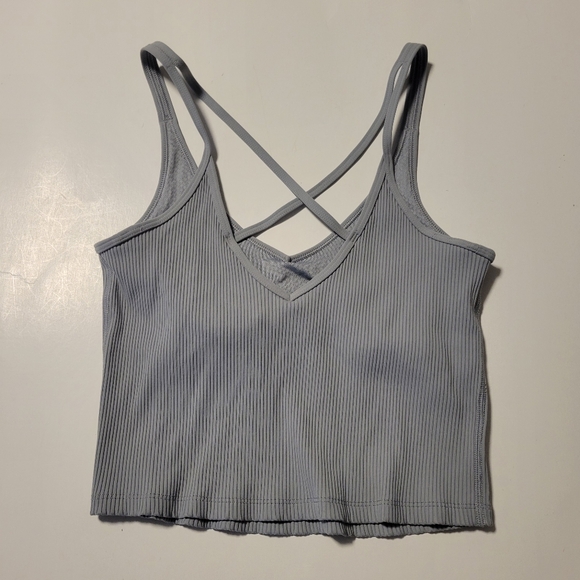 Vuori Ribbed Crop top. - Picture 5 of 11